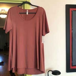 LuLaRoe Mauve colored Perfect T. New with tags.